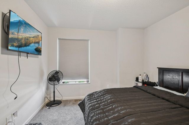 2278 Polar Way, North Saint Paul, MN 55109