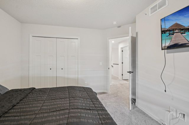 2278 Polar Way, North Saint Paul, MN 55109