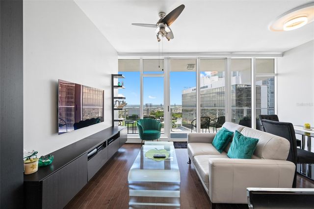 175 1ST STREET S 1204, St Petersburg, FL 33701