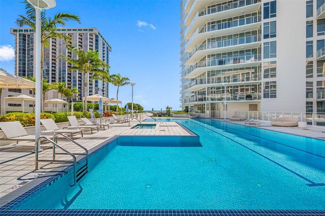 175 1ST STREET S 1204, St Petersburg, FL 33701