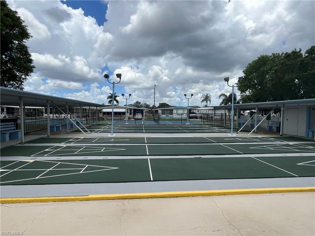 75 Hacienda BLVD, Fort Myers, FL 33905