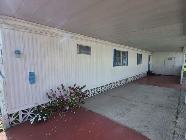75 Hacienda BLVD, Fort Myers, FL 33905