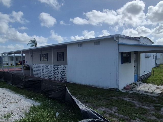 75 Hacienda BLVD, Fort Myers, FL 33905