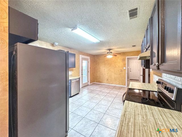 501 Ridge Drive, San Marcos, TX 78666