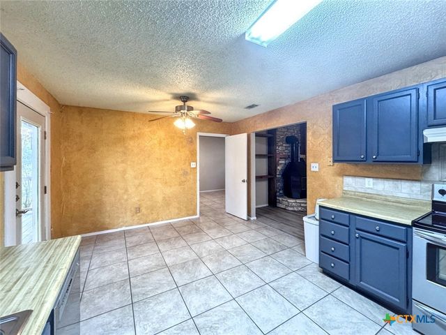 501 Ridge Drive, San Marcos, TX 78666