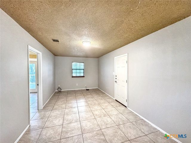 501 Ridge Drive, San Marcos, TX 78666