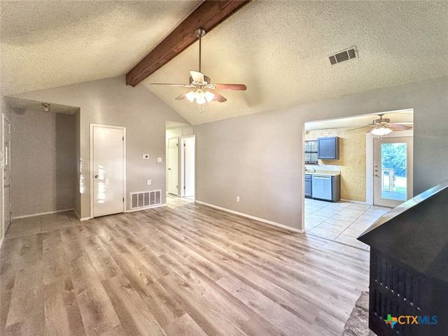 501 Ridge Drive, San Marcos, TX 78666