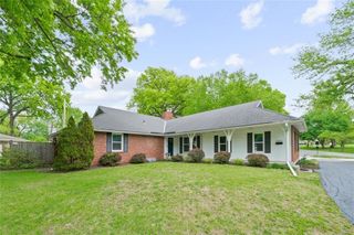 5215 Pawnee Drive, Roeland Park, KS 66205