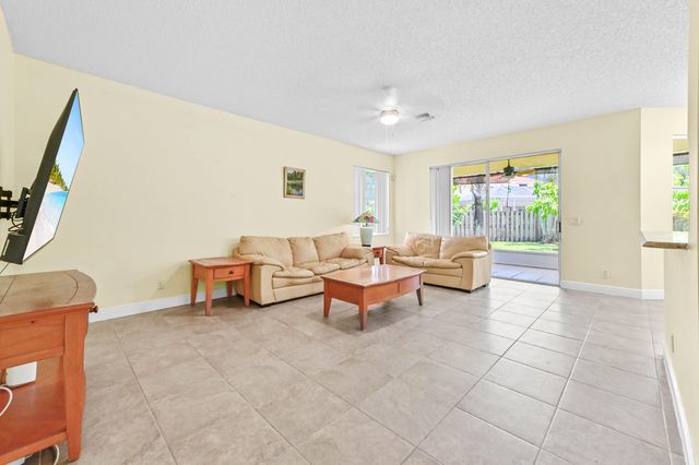 7570 PRESCOTT Lane, Lake Worth, FL 33467
