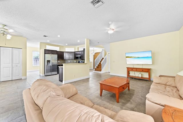 7570 PRESCOTT Lane, Lake Worth, FL 33467