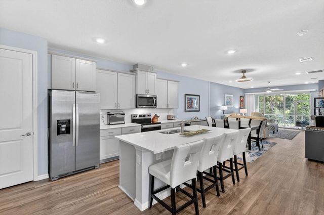 2708 KINSALE LANE, Ormond Beach, FL 32174