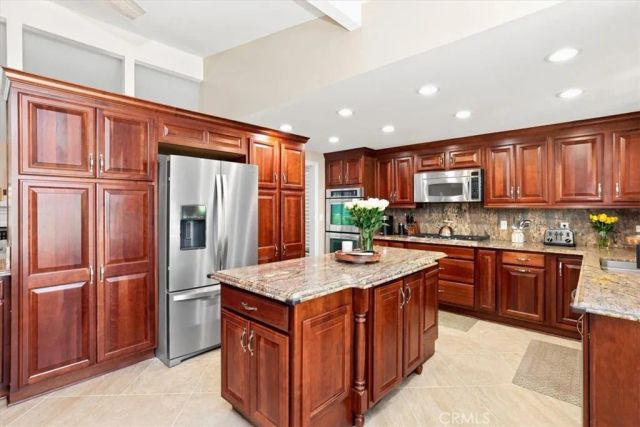 761 Sturbridge, La Habra, CA 90631