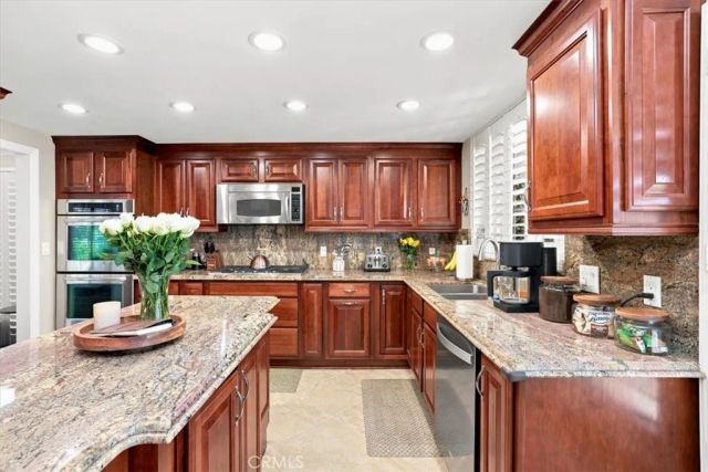 761 Sturbridge, La Habra, CA 90631