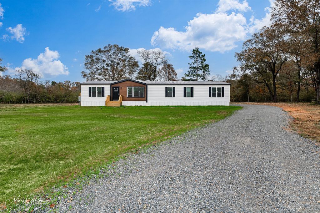 614 Nettleton Drive, Princeton, LA 71067
