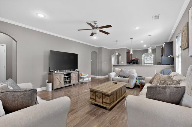 1423 Barrel Drive, Dallas, TX 75253