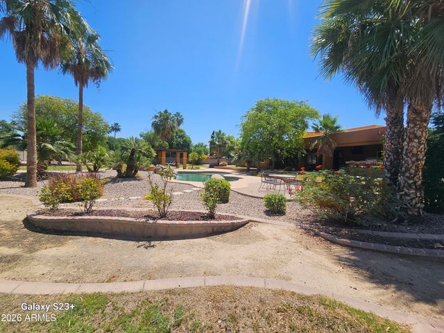 5118 W WINSTON Drive, Laveen, AZ 85339