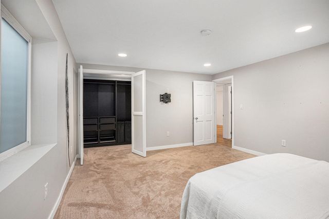 3805 Borgess Drive, Kalamazoo, MI 49048