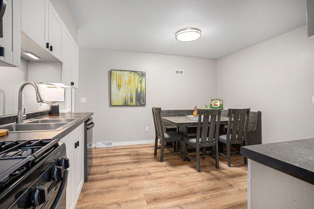 3805 Borgess Drive, Kalamazoo, MI 49048