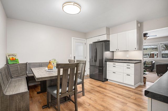 3805 Borgess Drive, Kalamazoo, MI 49048