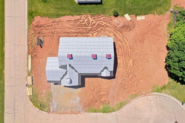 530 WILLOW COURT, New London, WI 54961