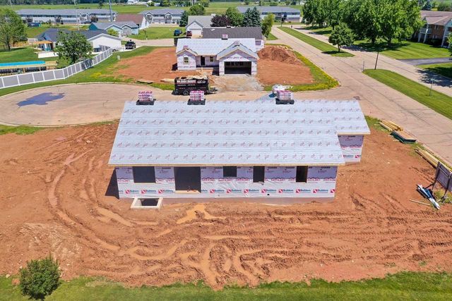 530 WILLOW COURT, New London, WI 54961