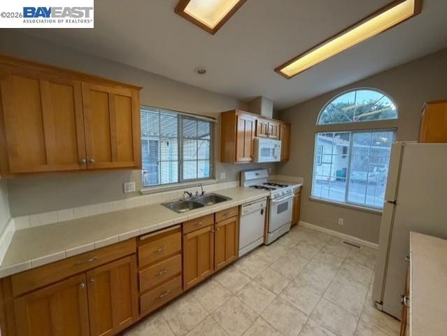 1200 W Winton Ave 90, Hayward, CA 94545