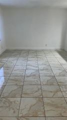 18101 NW 68th Ave B101, Hialeah, FL 33015