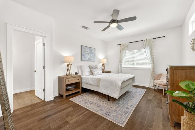 6800 Menchaca RD 13, Austin, TX 78745