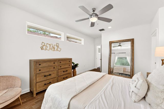 6800 Menchaca RD 13, Austin, TX 78745