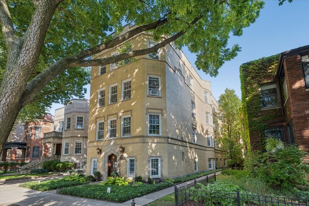 1304 W CARMEN Avenue 2S, Chicago, IL 60640 — exterior