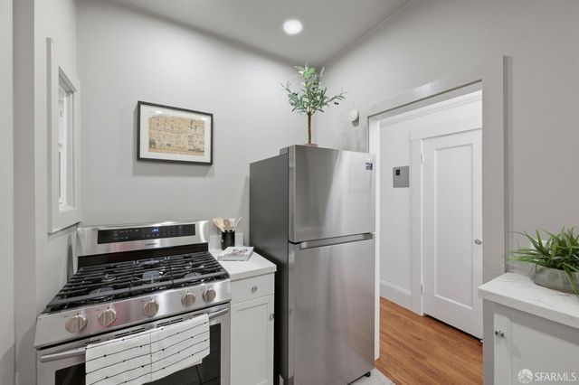 1805 Pine Street 22, San Francisco, CA 94109