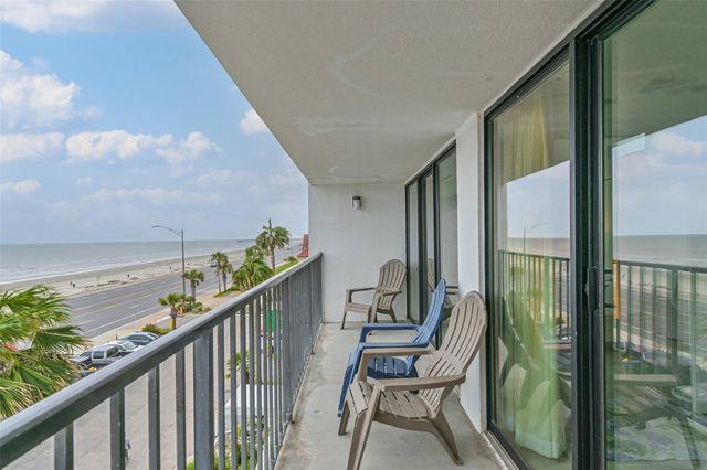 7310 Seawall Boulevard 404, Galveston, TX 77551