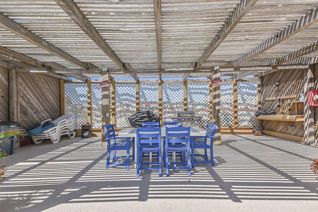 7310 Seawall Boulevard 404, Galveston, TX 77551