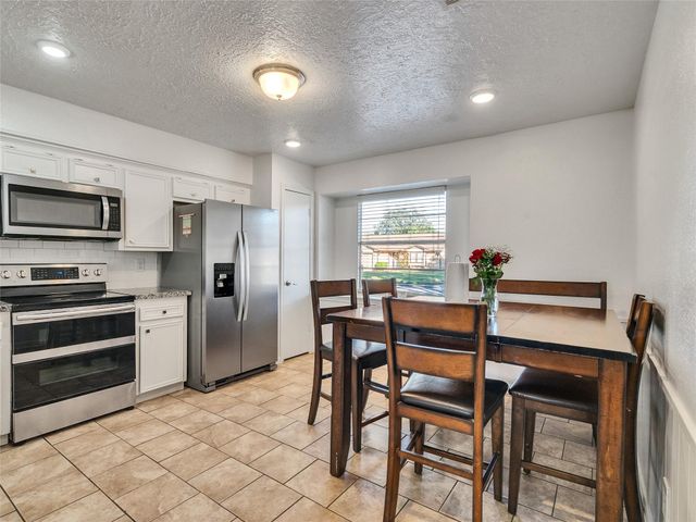 2201 Georgetown Street, Katy, TX 77493