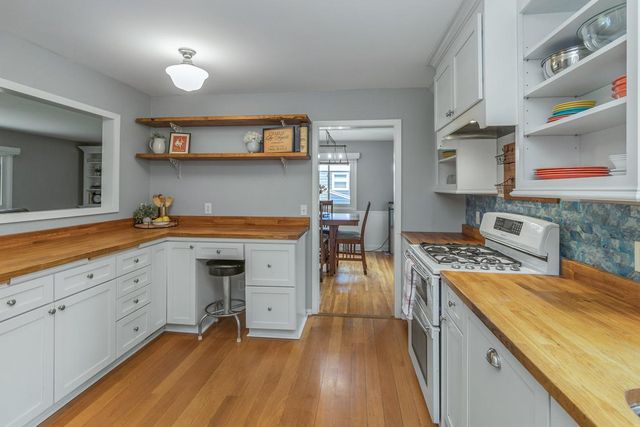 16404 Temple Drive S, Minnetonka, MN 55345