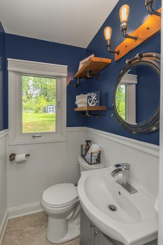 16404 Temple Drive S, Minnetonka, MN 55345