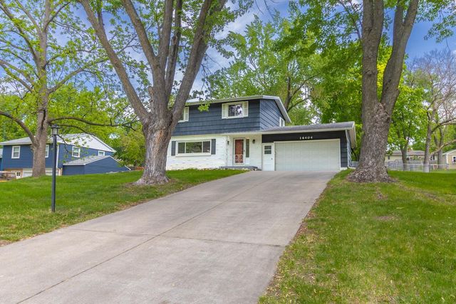 16404 Temple Drive S, Minnetonka, MN 55345