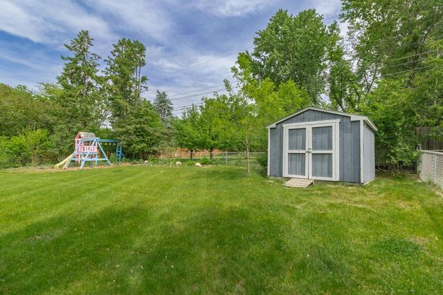 16404 Temple Drive S, Minnetonka, MN 55345