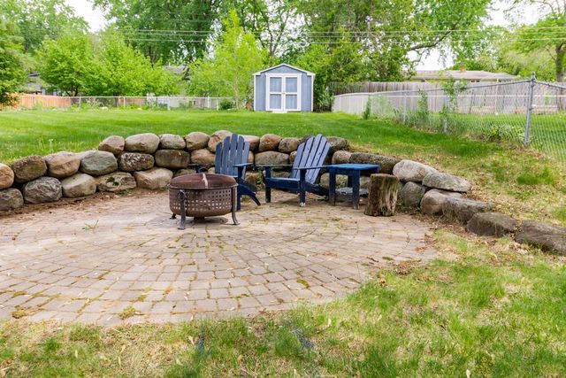 16404 Temple Drive S, Minnetonka, MN 55345