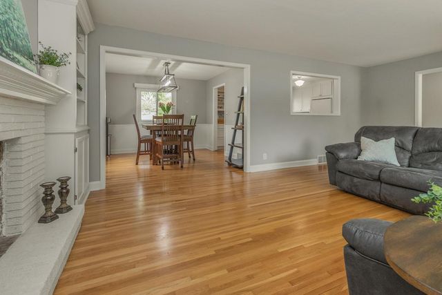 16404 Temple Drive S, Minnetonka, MN 55345