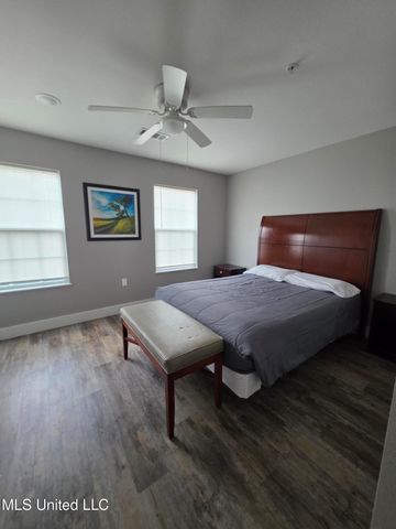 107 E Orchard Loop, 107, D'iberville, MS 39540
