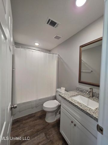 107 E Orchard Loop, 107, D'iberville, MS 39540