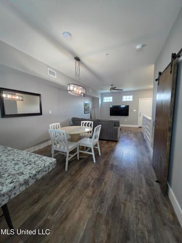 107 E Orchard Loop, 107, D'iberville, MS 39540