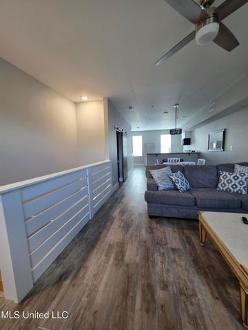 107 E Orchard Loop, 107, D'iberville, MS 39540