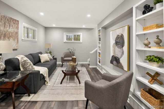 4411 Ann Arbor Saline Road, Saline, MI 48103
