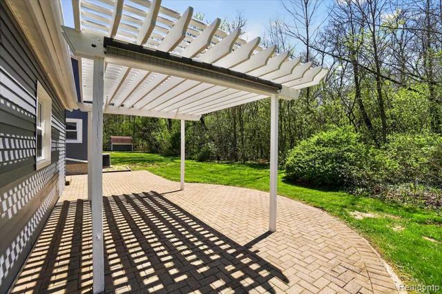 4411 Ann Arbor Saline Road, Saline, MI 48103