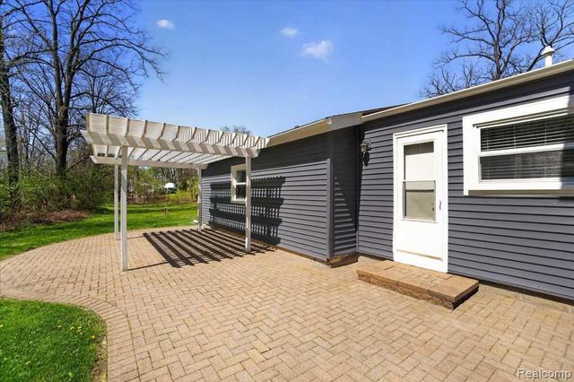 4411 Ann Arbor Saline Road, Saline, MI 48103