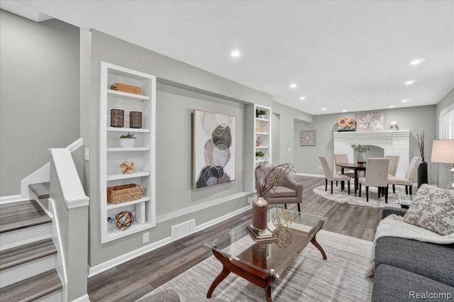 4411 Ann Arbor Saline Road, Saline, MI 48103
