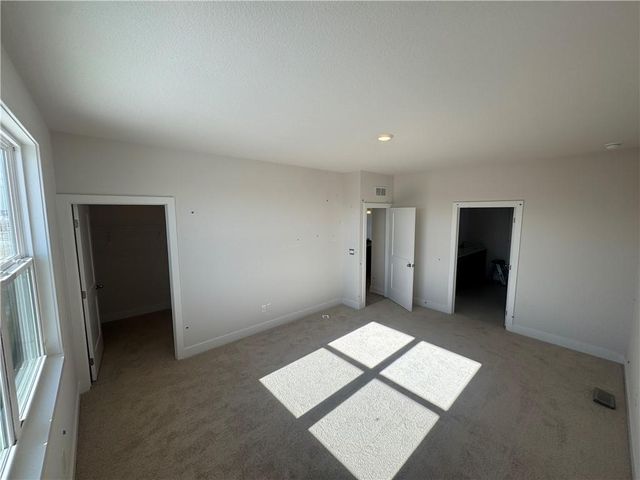 20827 W 188th Terrace, Spring Hill, KS 66083