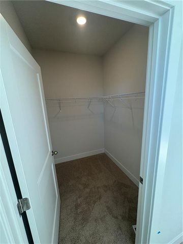 20827 W 188th Terrace, Spring Hill, KS 66083